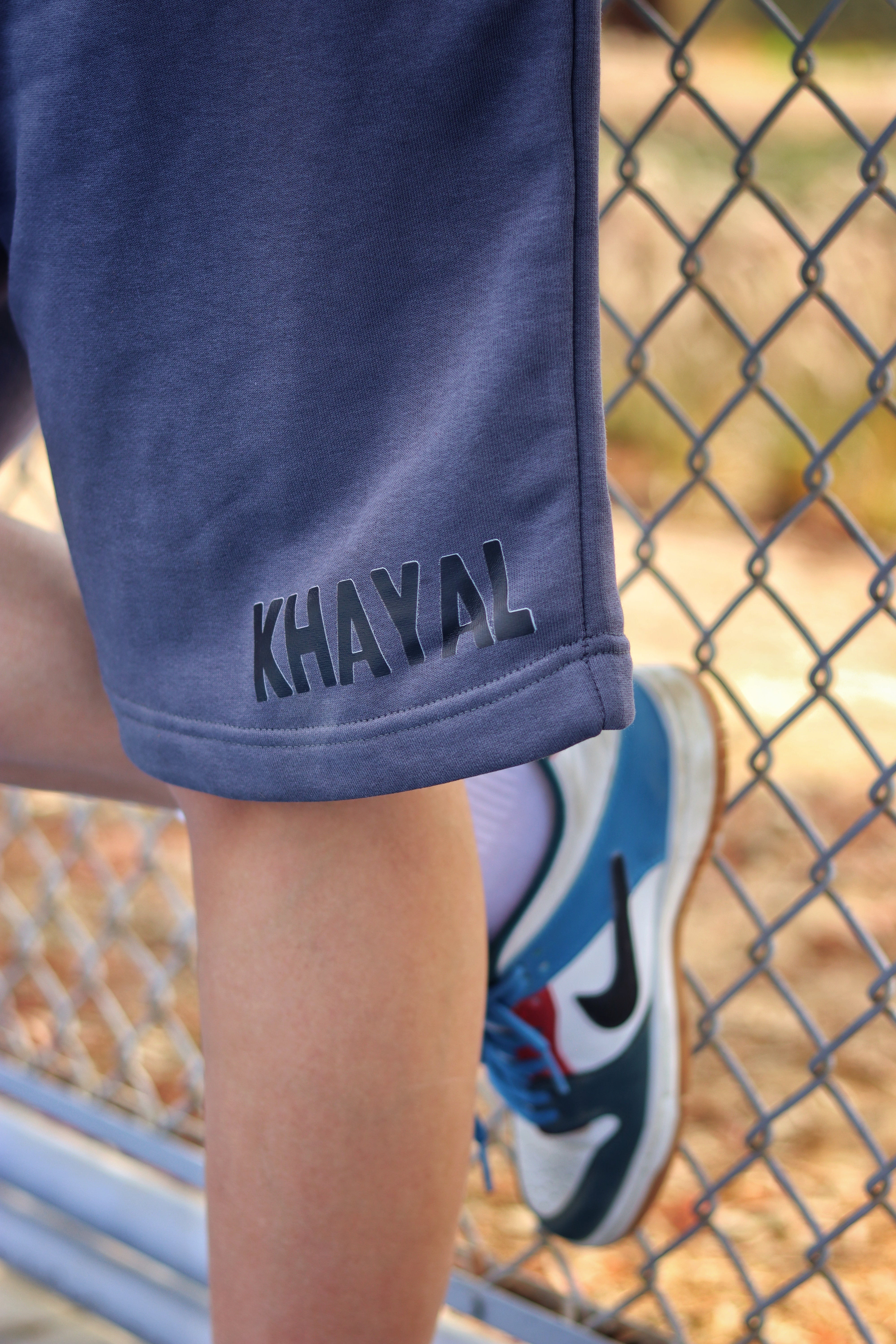 "Khayal" gray shorts